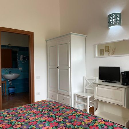 Agriturismo Campesi Casale Tra Le Vigne Aglientu Kültér fotó