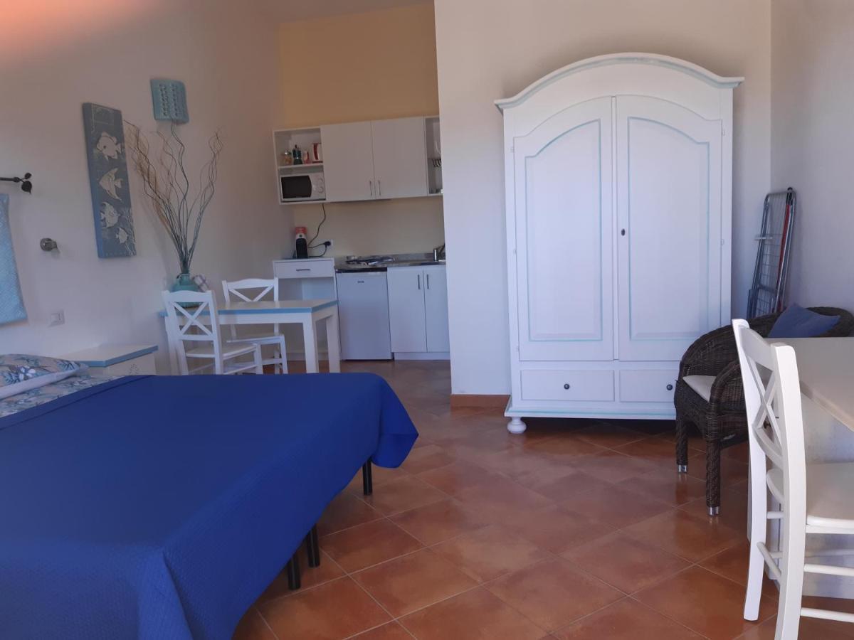Agriturismo Campesi Casale Tra Le Vigne Aglientu Kültér fotó