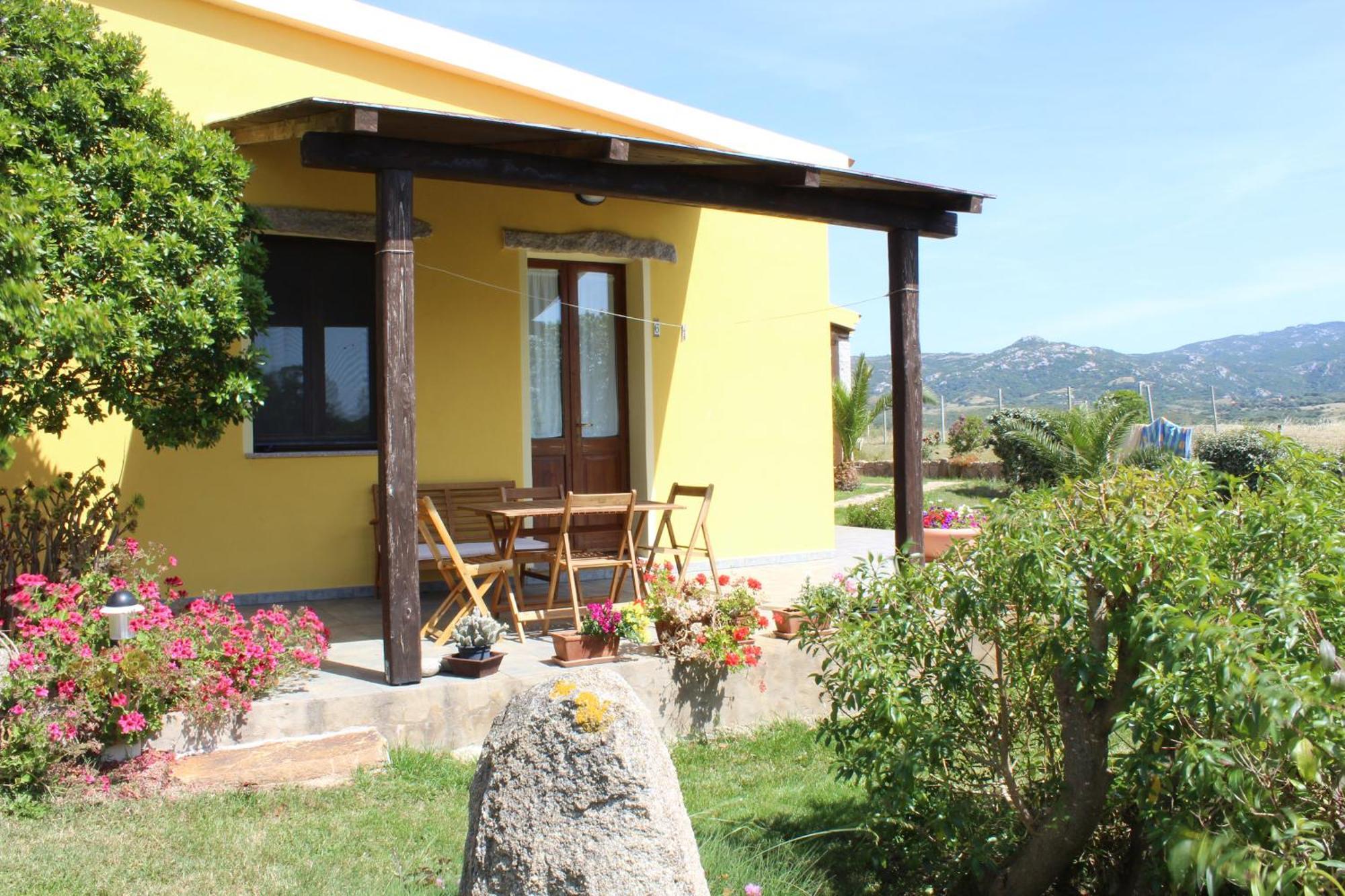 Agriturismo Campesi Casale Tra Le Vigne Aglientu Kültér fotó