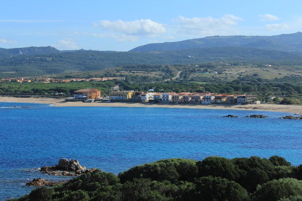 Agriturismo Campesi Casale Tra Le Vigne Aglientu Kültér fotó
